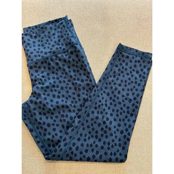 aerie Pants - Aerie Cropped Leggings Blue Leggings Large Leopard Spotted